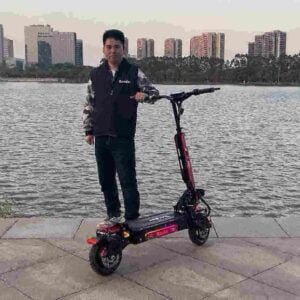 Fabricante de scooters esportivos E